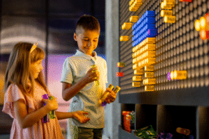 Enfants à Legoland de Dubai
